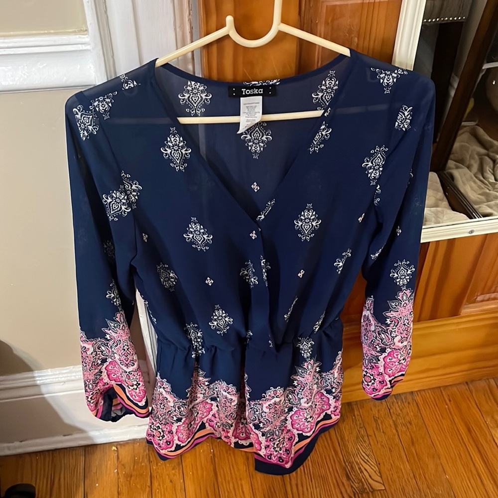 Cute blue romper - very light - size small